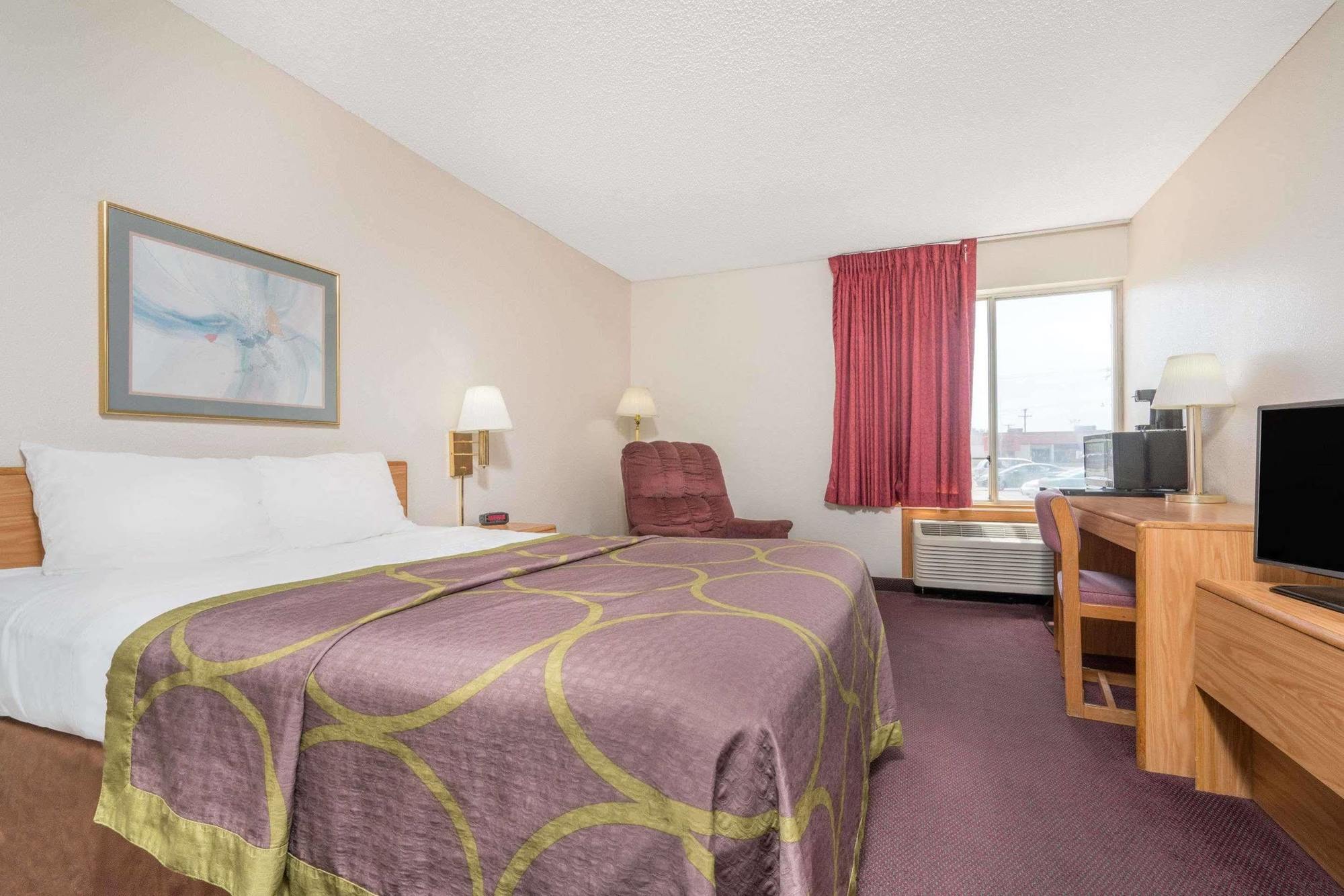 במוטל Super 8 By Wyndham Menomonie Wi מראה חיצוני תמונה